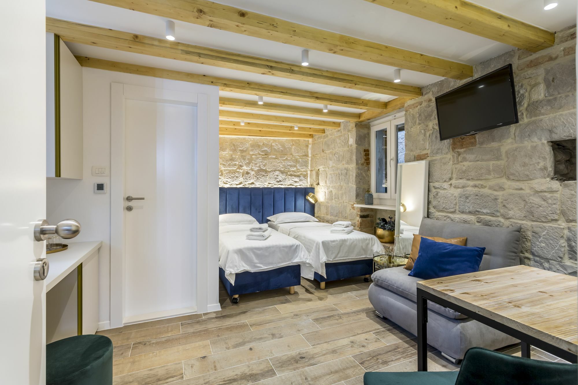 Miara Luxury Rooms Split Exterior photo